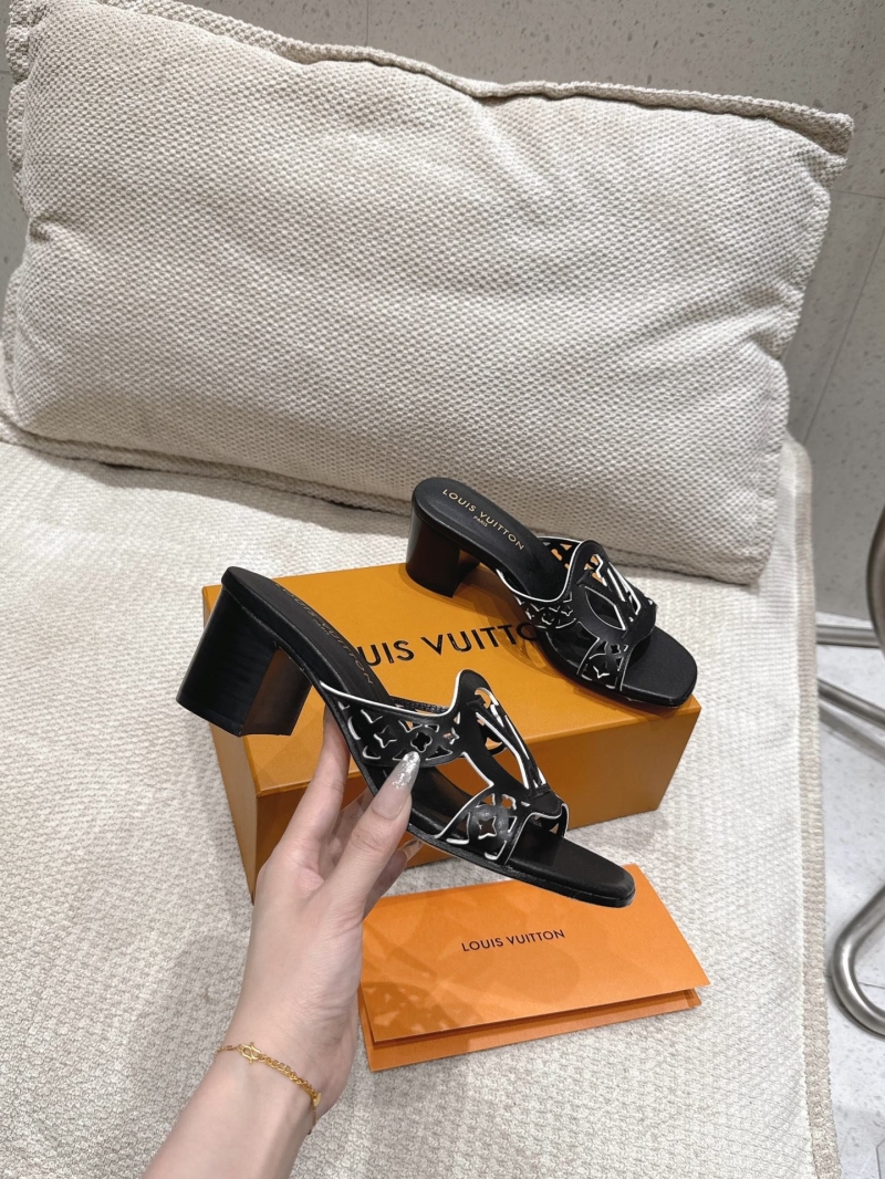 l0vis Vvtt0n heeled shoes